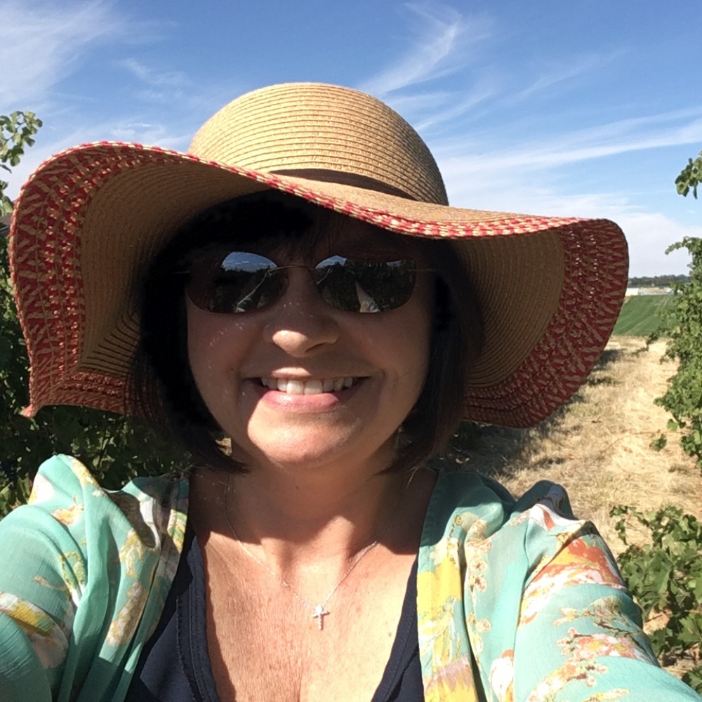 Meet your Posher, Lisa